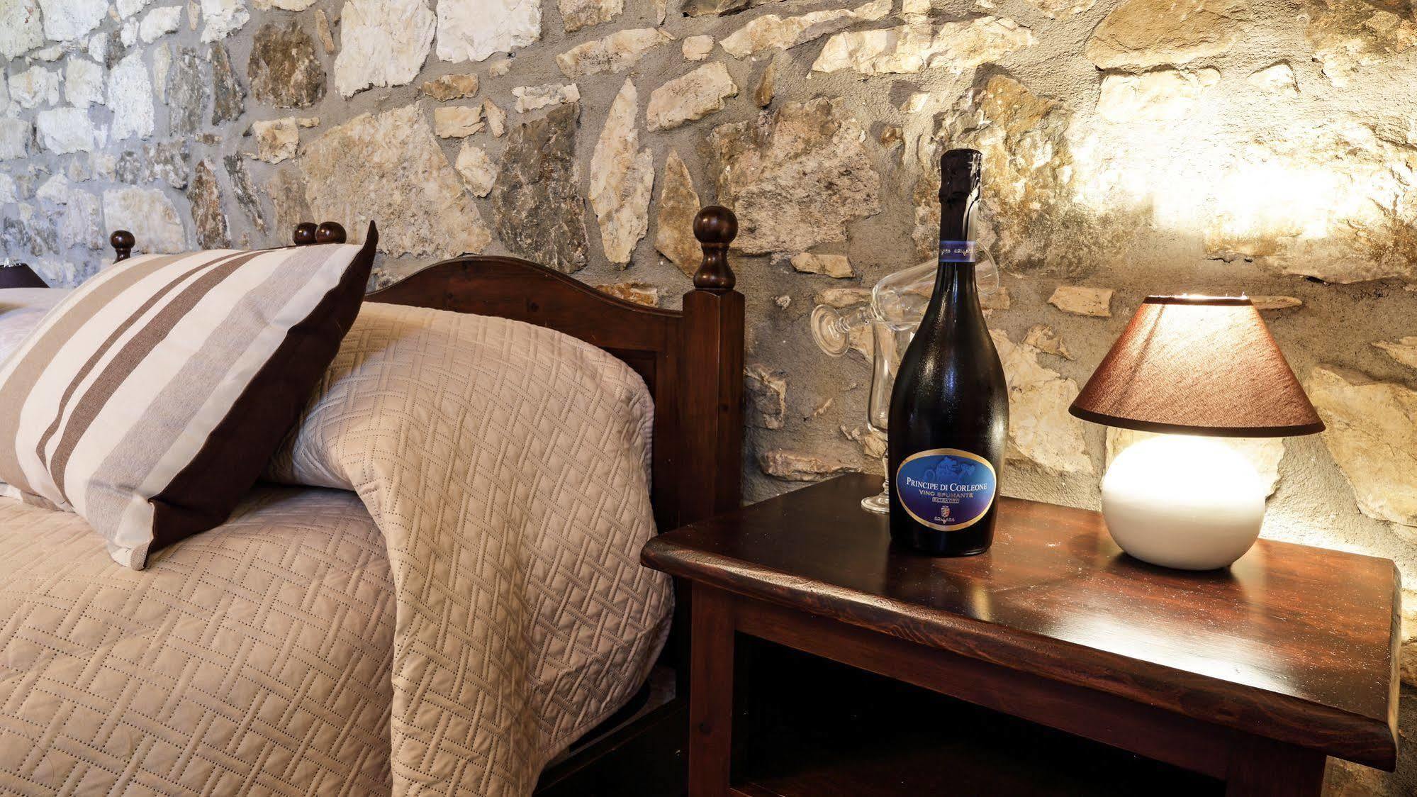 Agriturismo Tenute Pollara Roccamena Extérieur photo